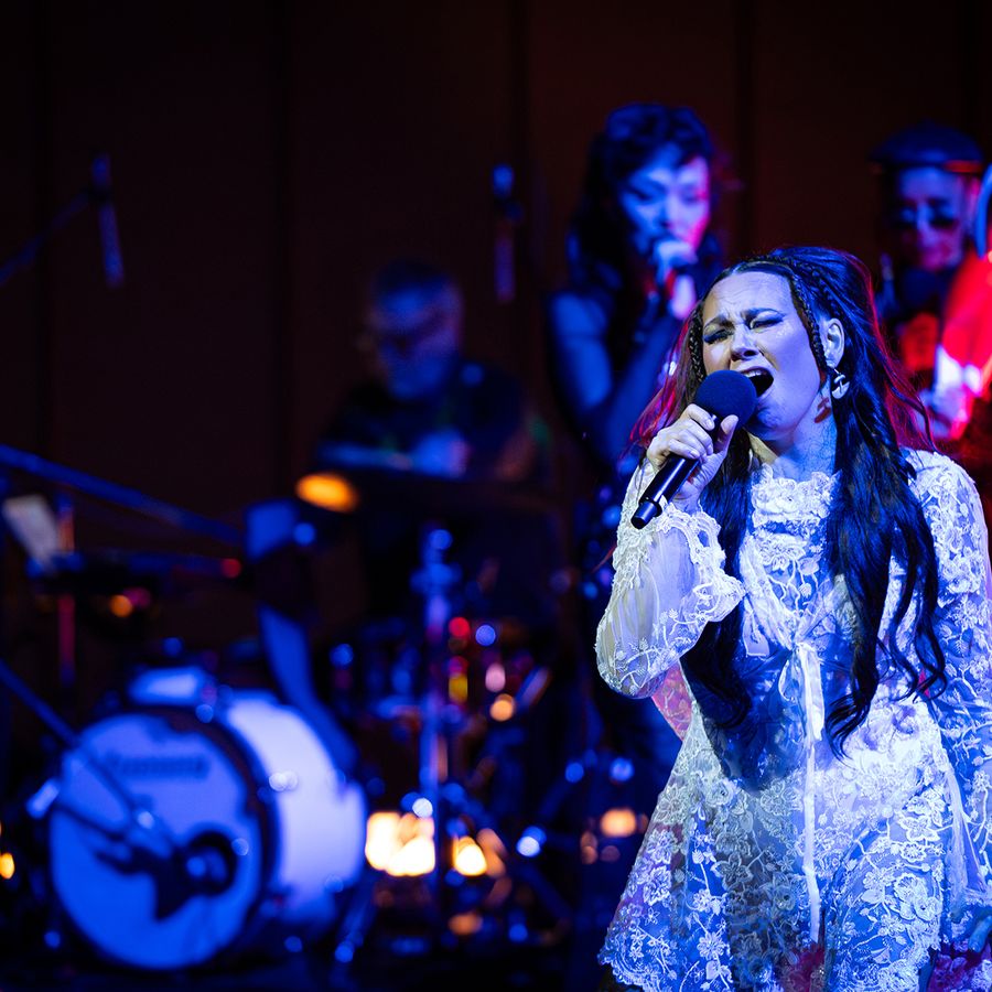 Split Tooth - Saputjiji (©Jan Gates)