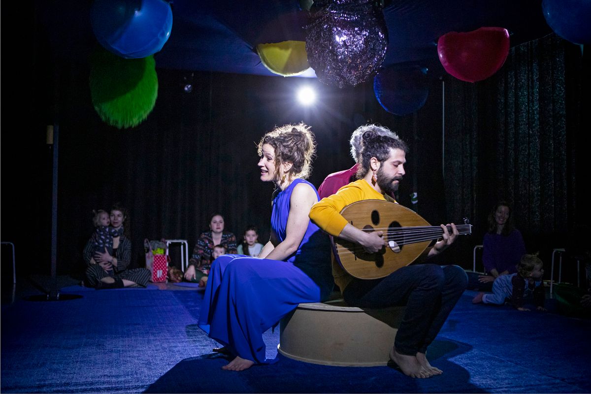 Frisse Oren - Wiegeling (foto Moon Saris)