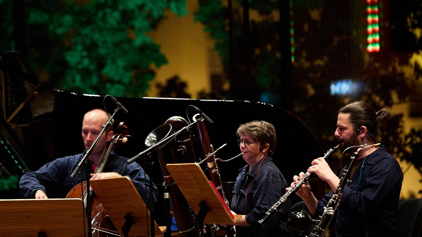 Ensemble Proton Bern - Ausschweifen (©Klangspuren/Verena Nagl)