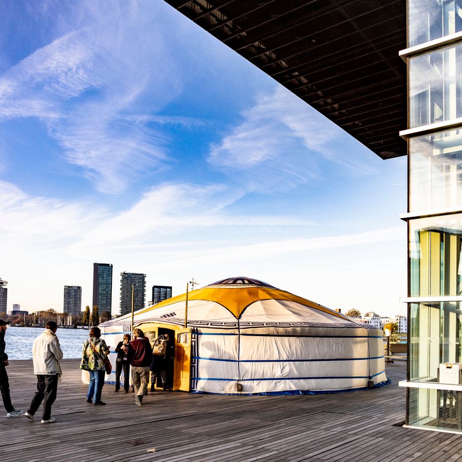 Cello Yurt CB24 © Foppe Schut