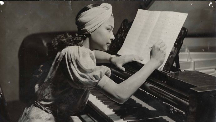 Majoie Hajary (foto Haags gemeentearchief, collectie Nederlands Muziek Instituut (NMI) © erven Hajary)