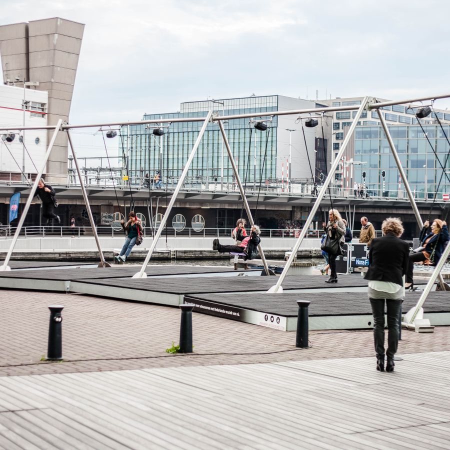 WannaSwing schommels (foto door Maarten Nauw)