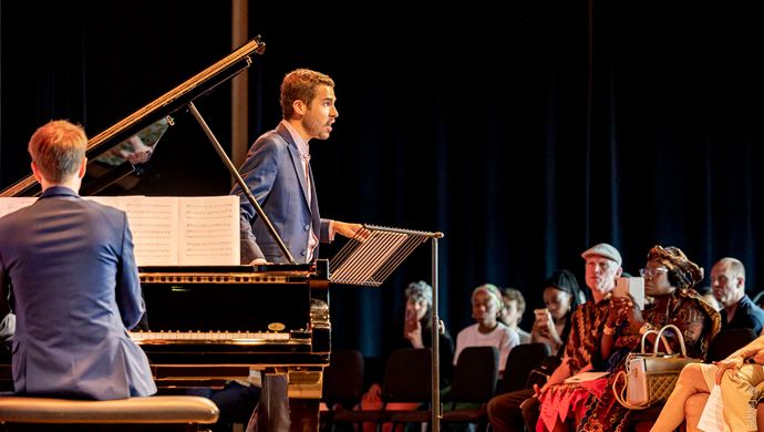 Arturo den Hartog (Keti Koti 2023; foto Foppe Schut)