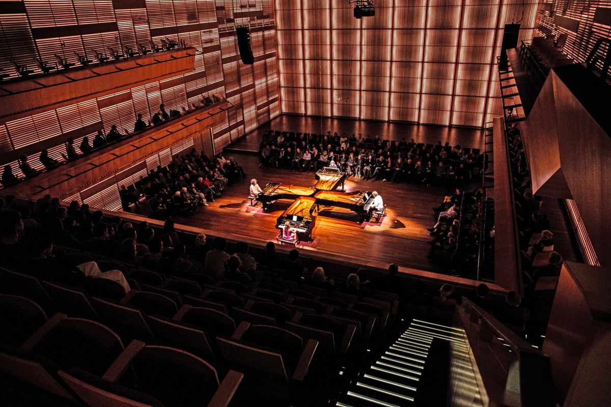 Muziekgebouw aan 't IJ - Minimal Music Festival (foto Melle Meivogel)