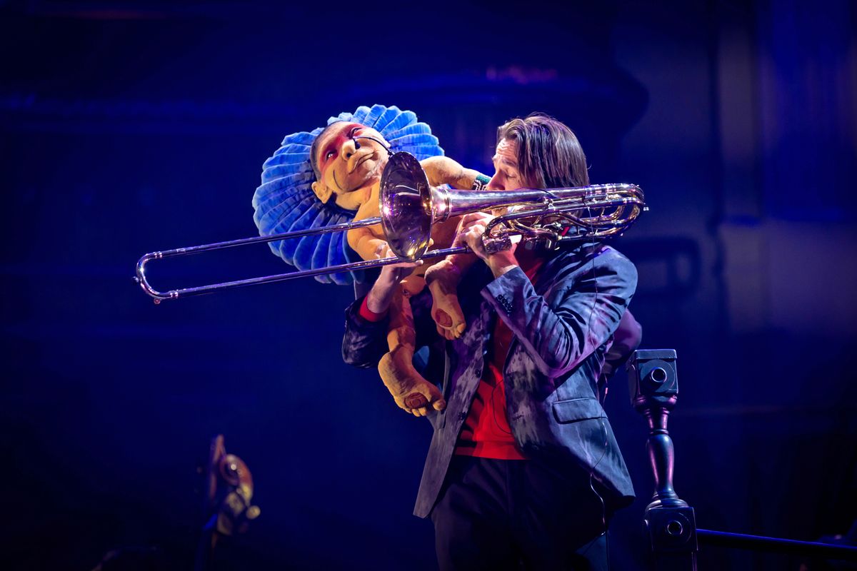 Nederlands Blazers Ensemble + Duda Paiva Company ©Peter Lodder