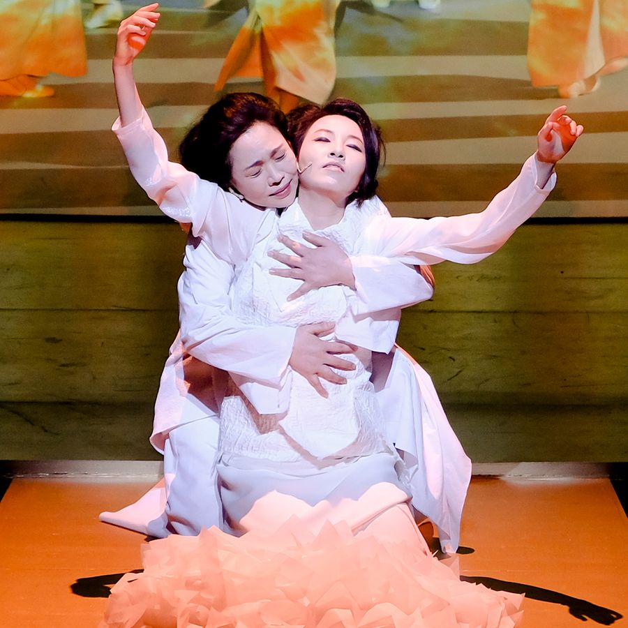 Trojan Women ©National Theater of Korea 