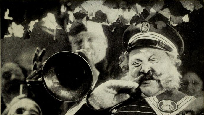 Emil Jannings in the last laugh aka The last man