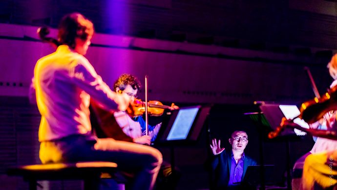AskoSchönberg - A Dust in Time (foto Foppe Schut)
