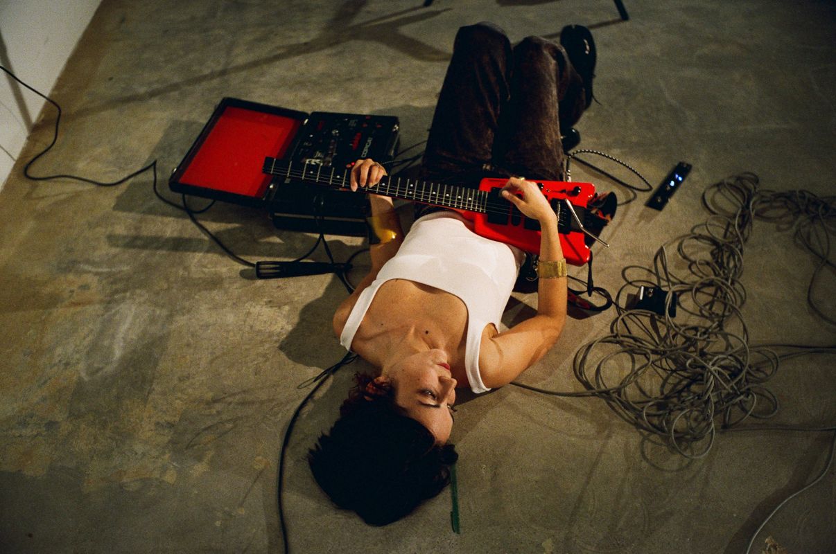 Lucrecia Dalt (photo Sammy Oortman Gerlings)