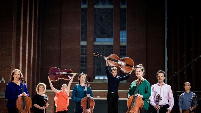 Cello Octet Amsterdam (foto Merlijn Doomernik)
