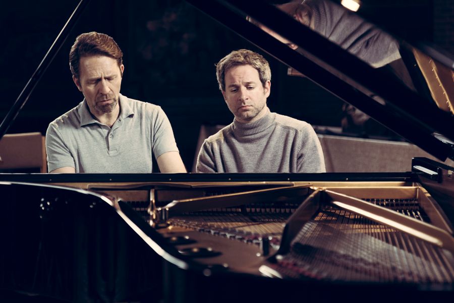 Leif Ove Andsnes + Bertrand Chamayou (foto Paul Marc Mitchell)