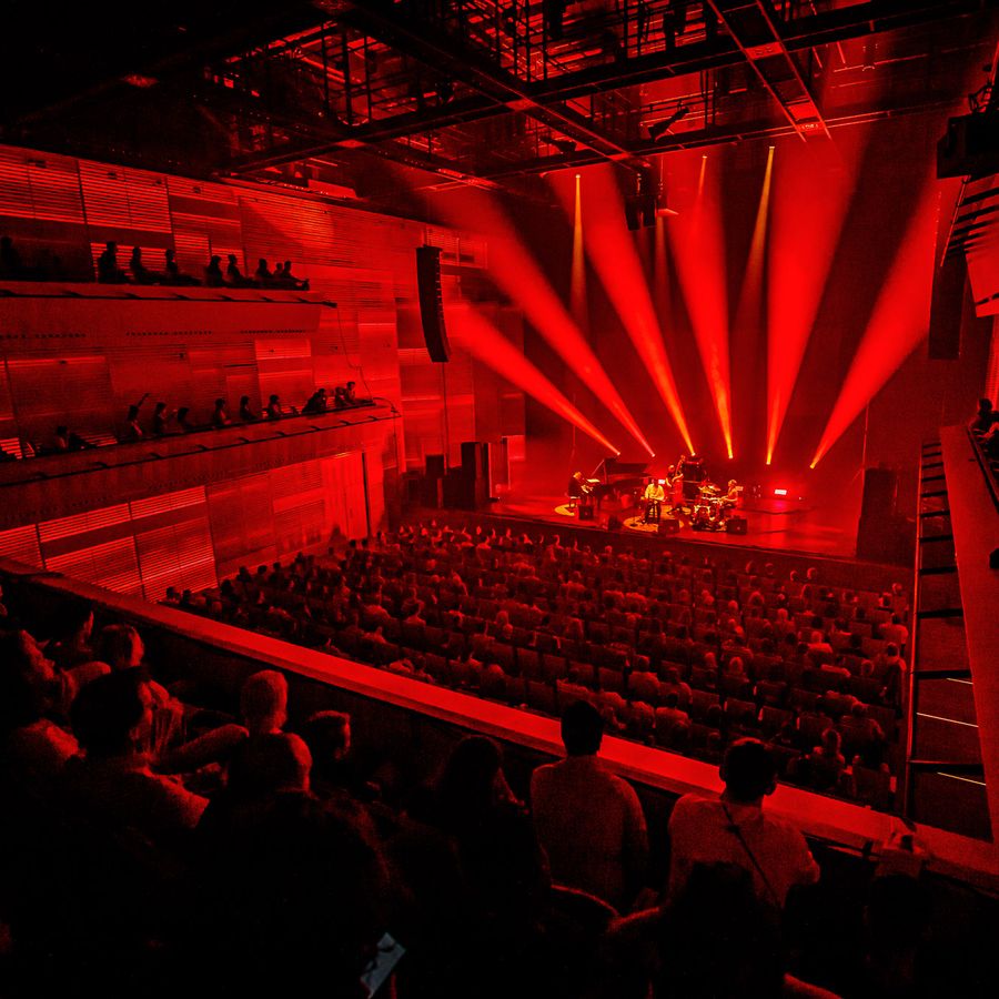 Dekmantel Festival aan 't IJ (foto: Bart Heemskerk)