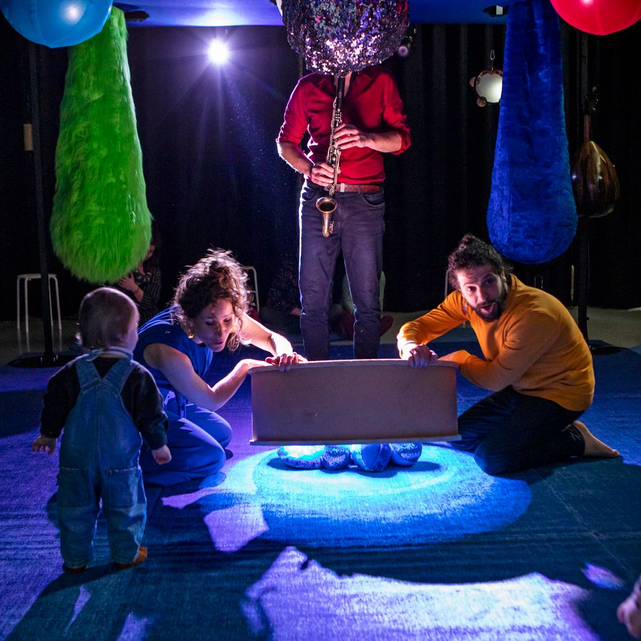 risse Oren - Wiegeling (foto Moon Saris)