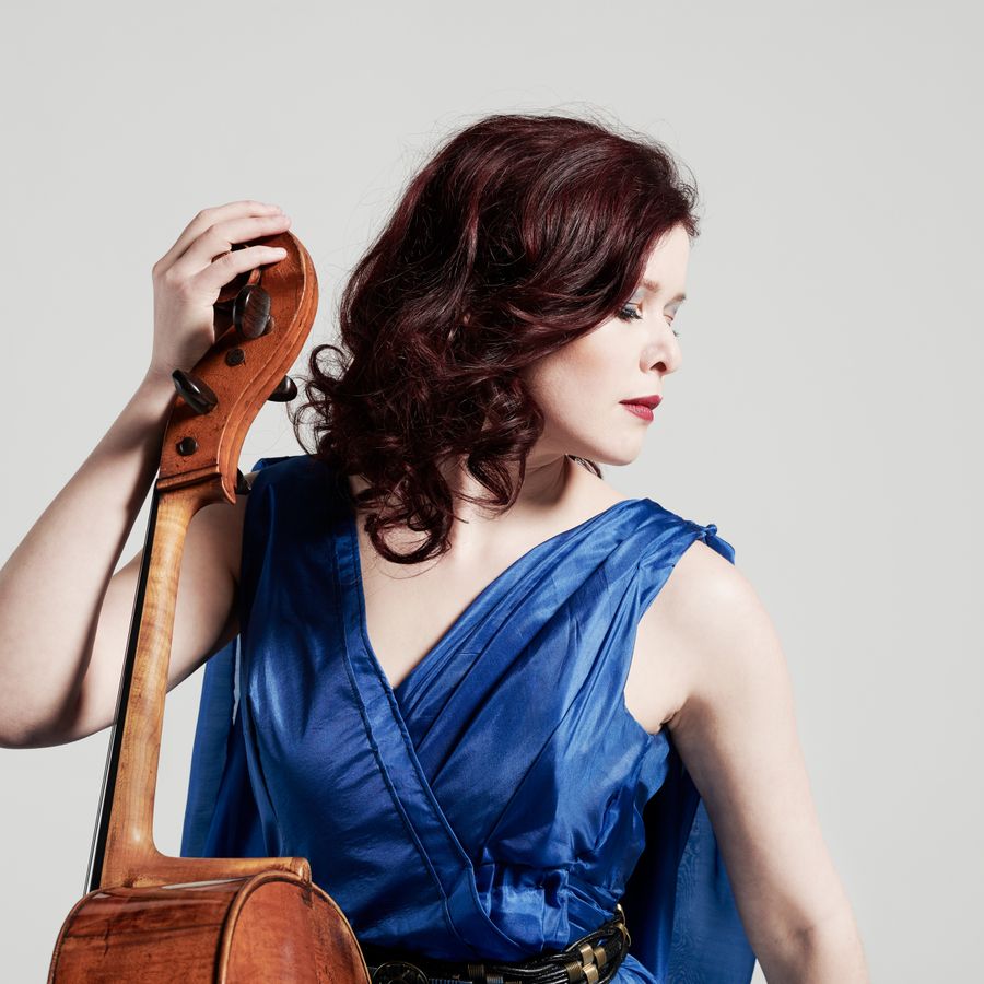 Maya Fridman © Brendon Heinst