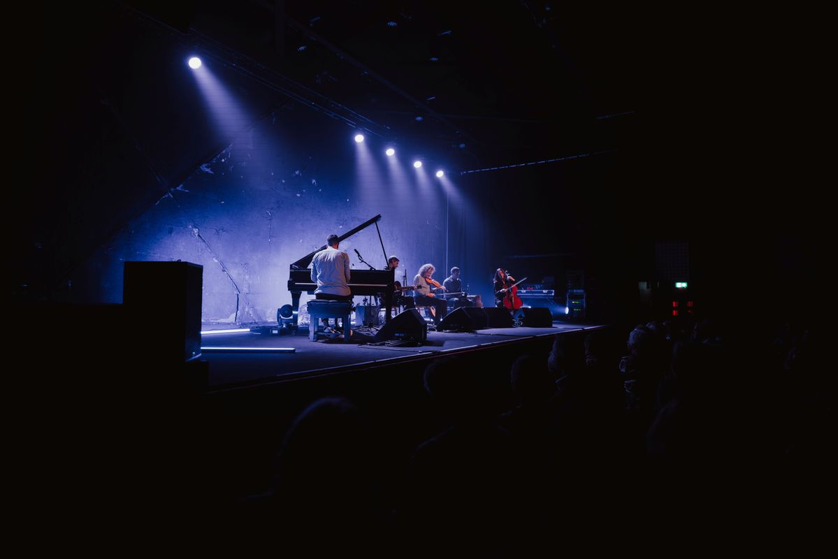 Martin Hayes and band©itchyfeetcreative