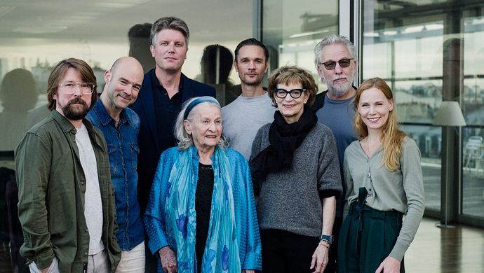 Éliane Radigue, Carol Robinson en Ensemble Klang (foto Fondation Cartier, Parijs)