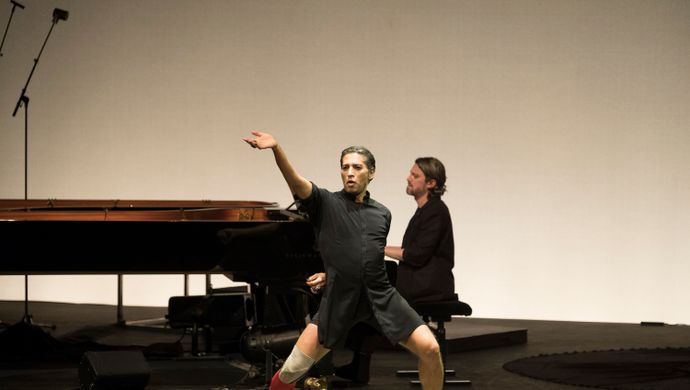 Israel Galván (foto Laurent Philippe)