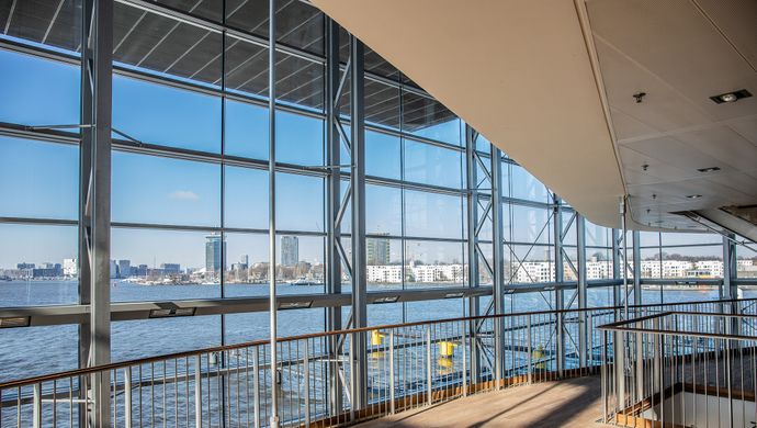 Foyerdeck (foto Melle Meivogel)