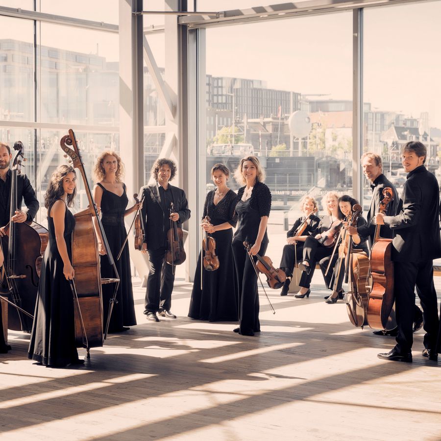 Amsterdam Sinfonietta (foto Marco Borggreve)