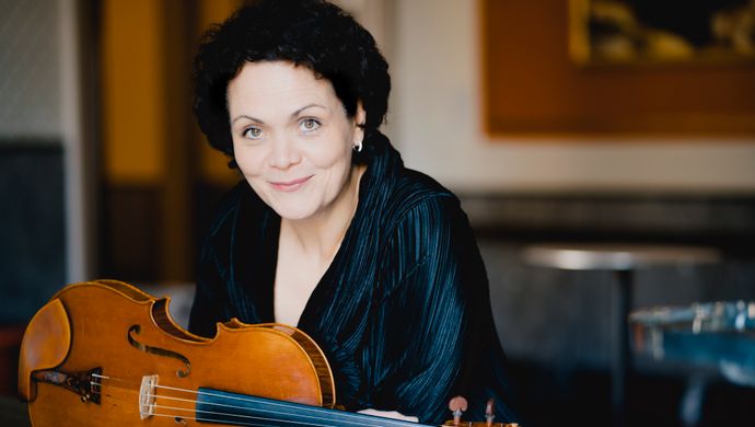 Tabea Zimmermann (photo Marco Borggreve)