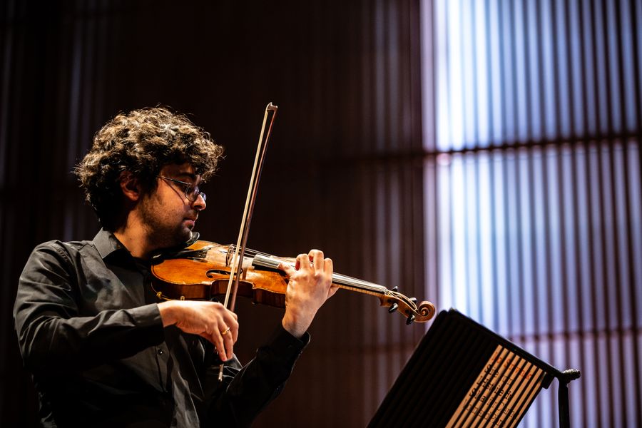 Asko|Schönberg - Joseph Puglia (foto Melle Meivogel)