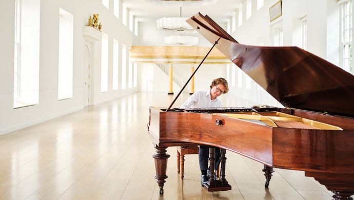 Hannes Minnaar (foto Green Room Creatives-Lars van den Brink)