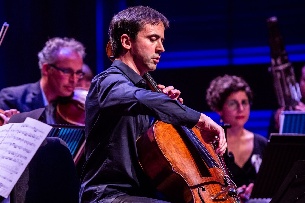 Jean-Guihen Queyras (©Ronald Knapp)