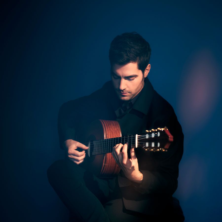 MILOŠ (photo Christoph Köstlin)