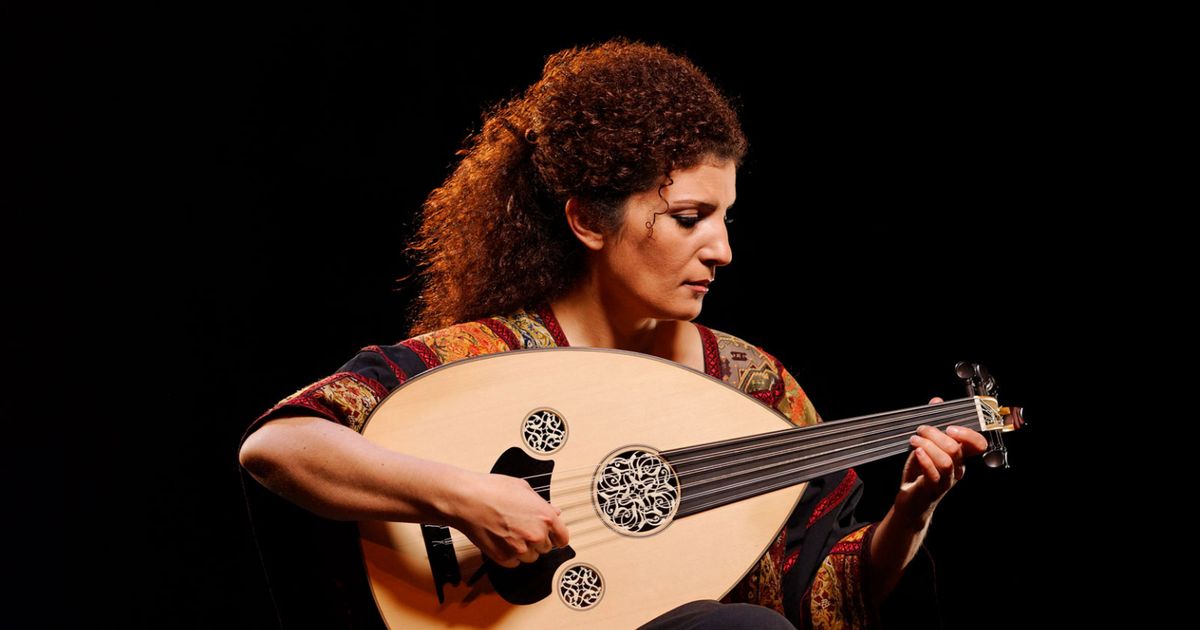 Waed Bouhassoun + Amsterdams Andalusisch Orkest