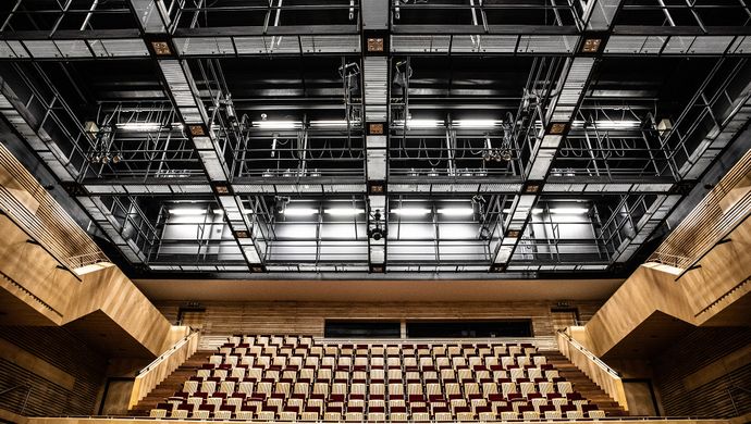 Grote Zaal (photo Melle Meivogel)