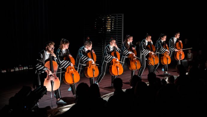 Cello Octet Amsterdam (foto: Veerle Bastiaanssen)
