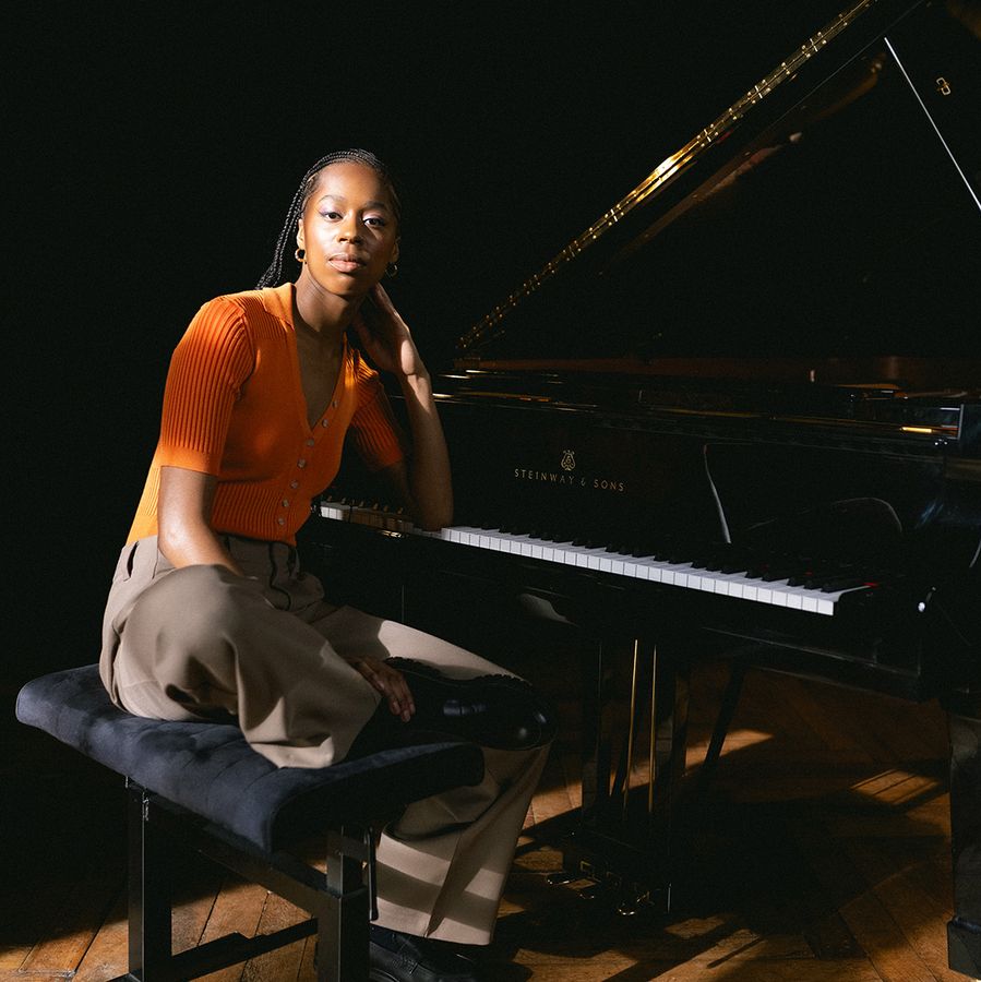 Jeneba Kanneh-Mason (foto Johanna Berghorn/Sony Music Entertainment)