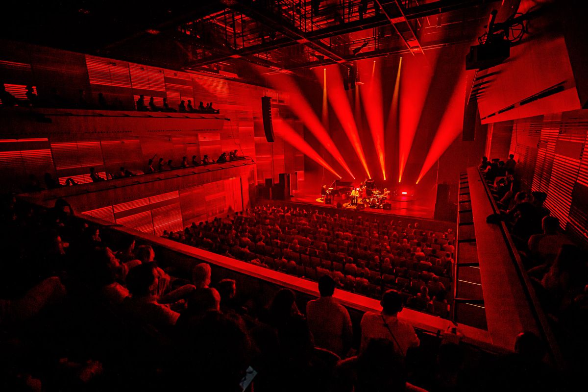Dekmantel Festival aan 't IJ (foto: Bart Heemskerk)