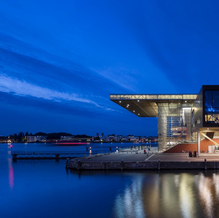 Muziekgebouw (foto Adam Mork)