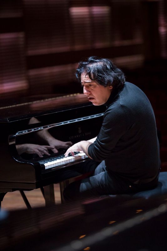 Fazil Say (foto Martina Simkovicova)