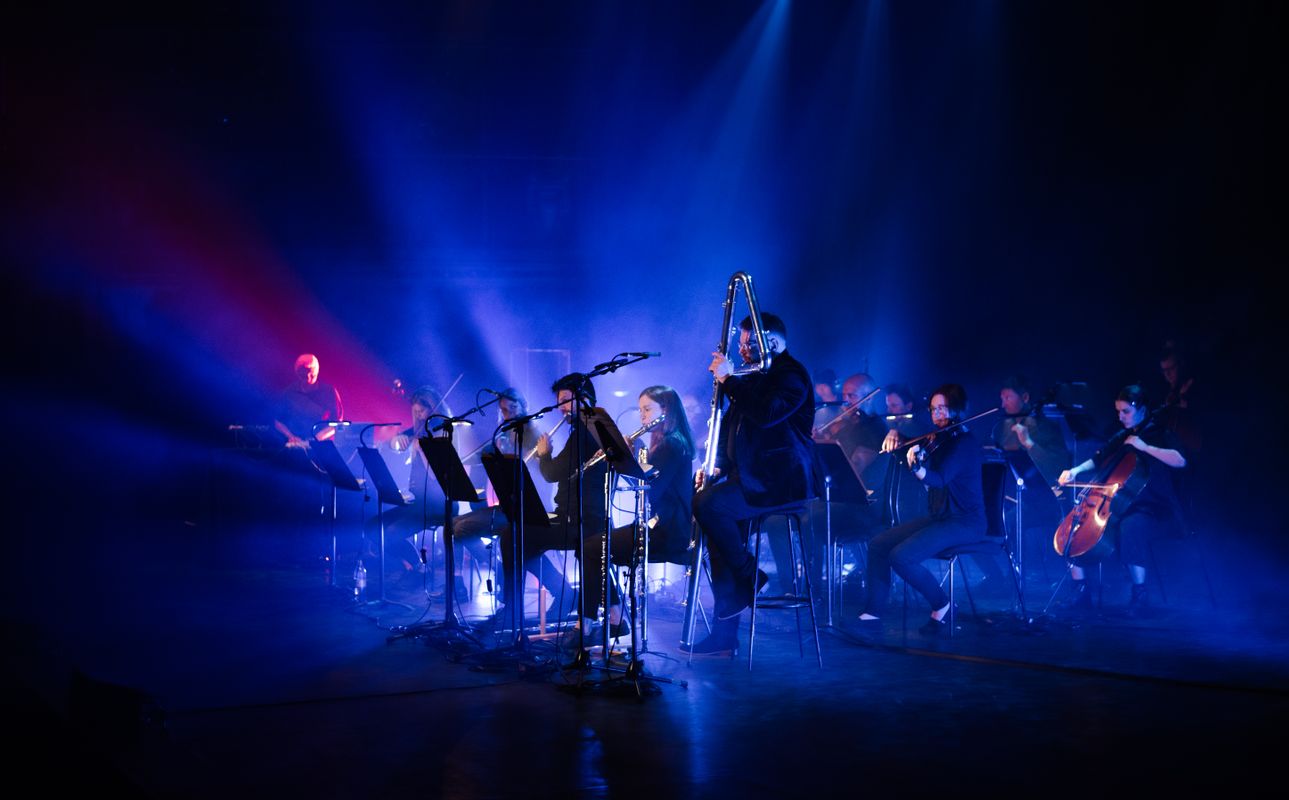 Loraine James & London Contemporary Orchestra (foto Natalia Bjerke)