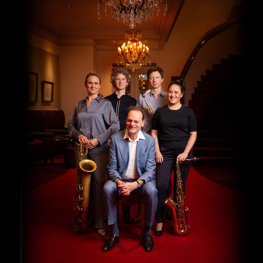 Berlage Saxophone Quartet + Vincent Bijlo