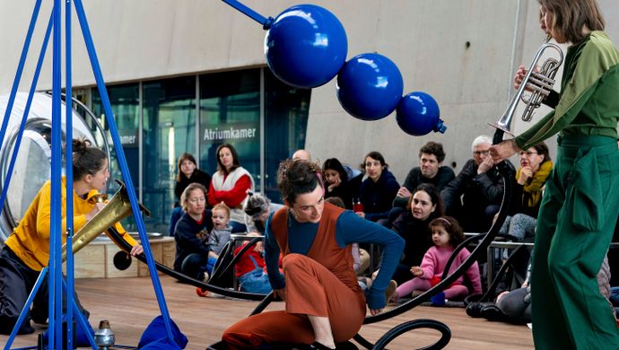 DadoDans - Weerklank