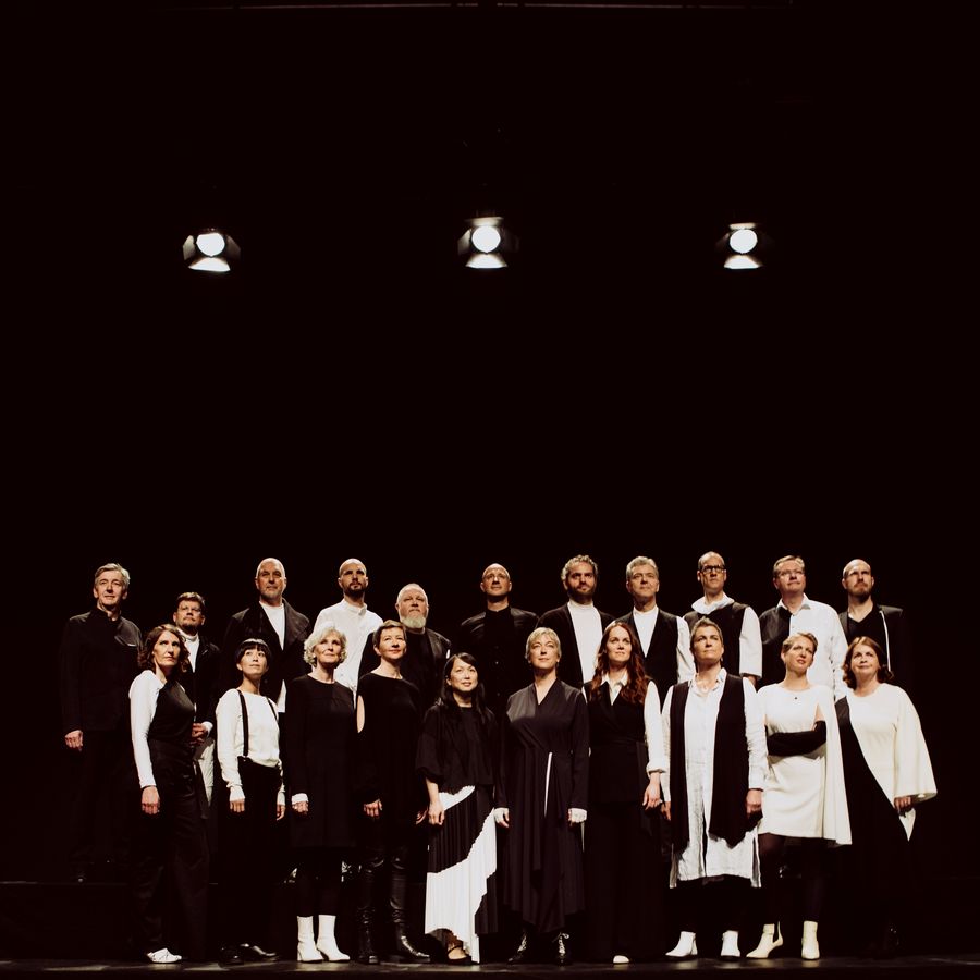 SWR Vokalensemble (photo Lena Semmelroggen)