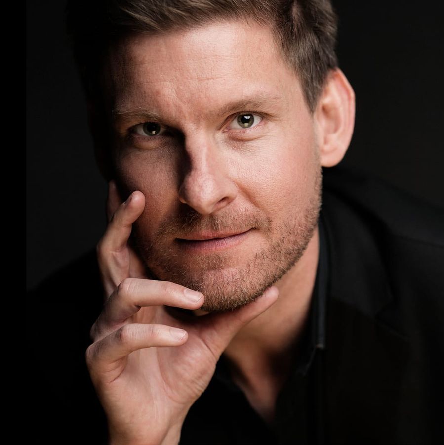 Kristian Bezuidenhout (foto Marco Borggreve)