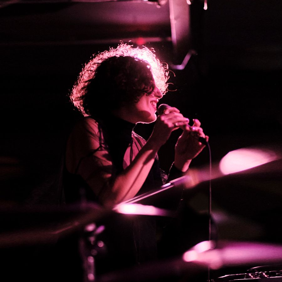 Sanem Kalfa (photo Bart Leguijt)