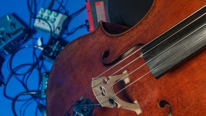 Cello en pedalen © Eddo Hartmann