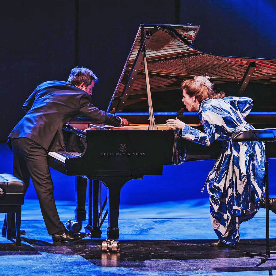 Barbara Hannigan + Bertrand Chamayou (foto Luciano Romano)