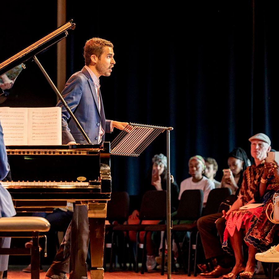 Arturo den Hartog (Keti Koti 2023; foto Foppe Schut)