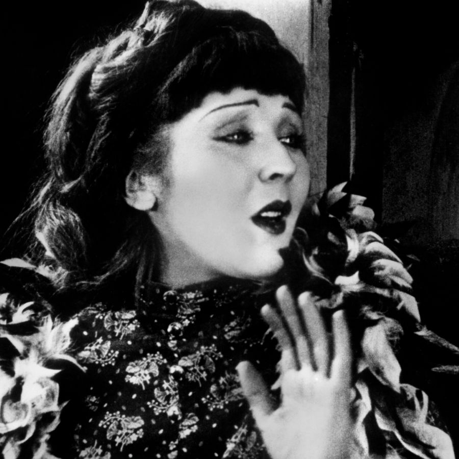 Catherine Hessling (Nana)